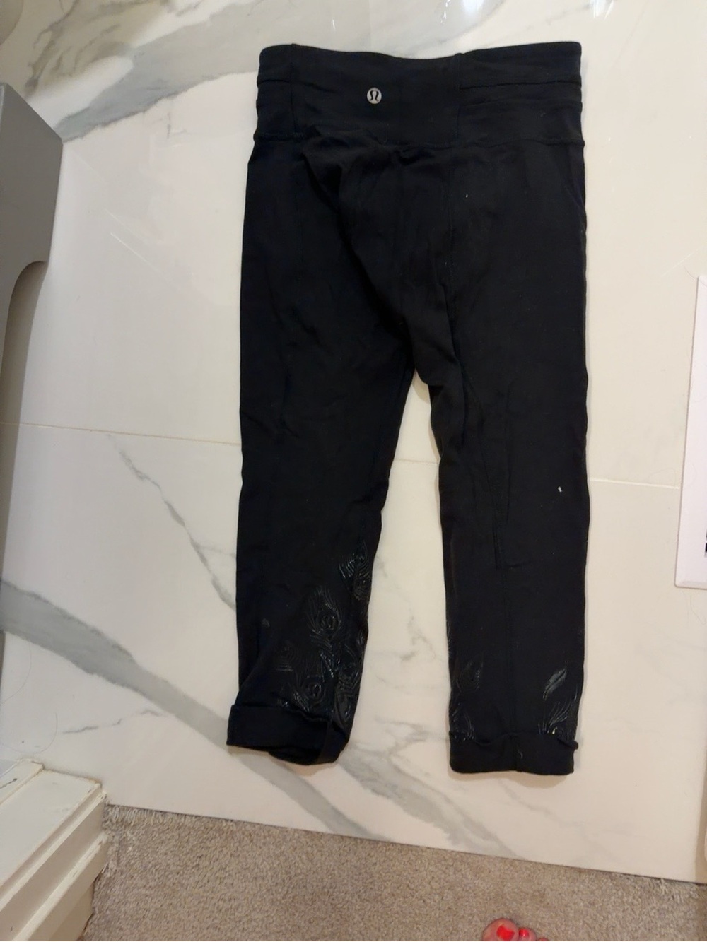 lululemon Acro Crop leggings in black, size 4 🖤